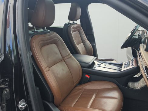 Used 2023 Lincoln Aviator Reserve w/ Elements Package Plus RWD image 23