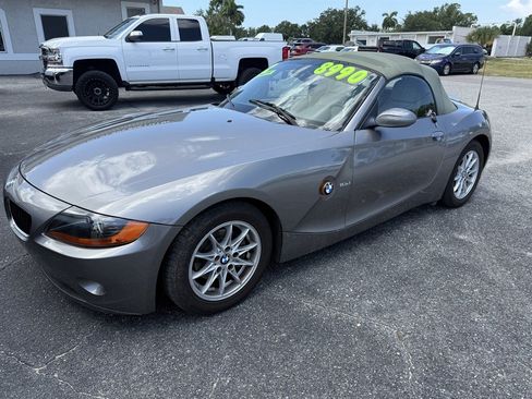 Used 2004 BMW Z4 2.5i RWD image 4