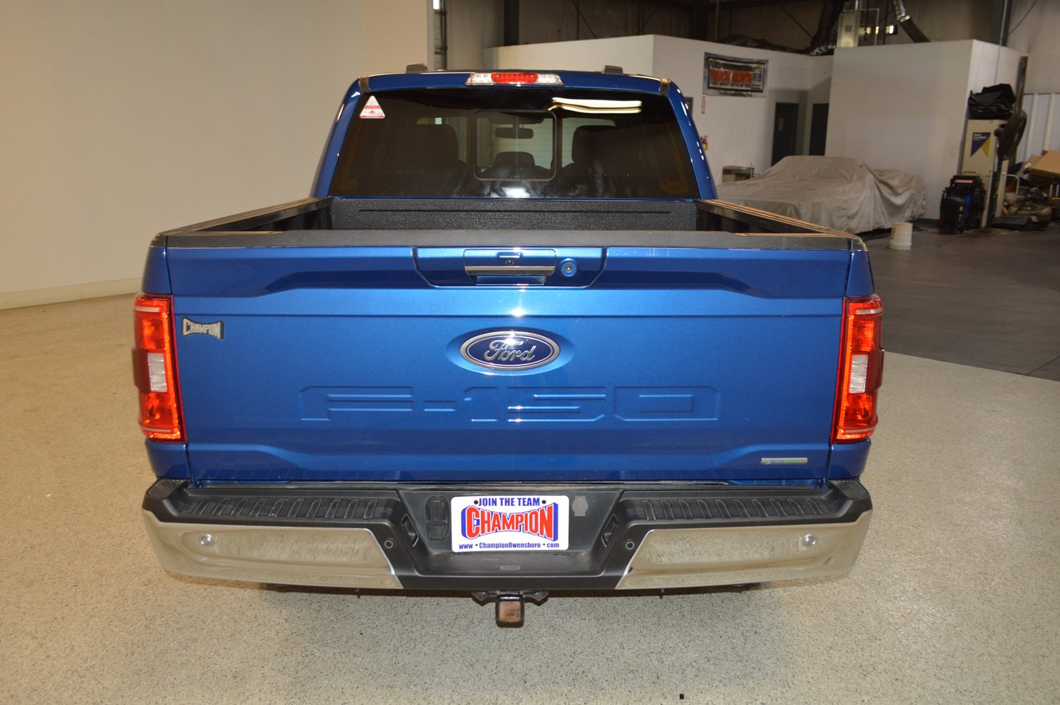 Used 2023 Ford F150 XLT w/ Equipment Group 302A High AWD/4WD image 4