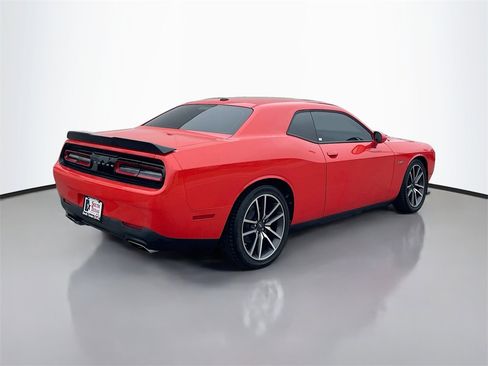 Used 2023 Dodge Challenger R/T image 7