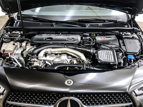 Certified 2025 Mercedes-Benz CLA 250 image 13