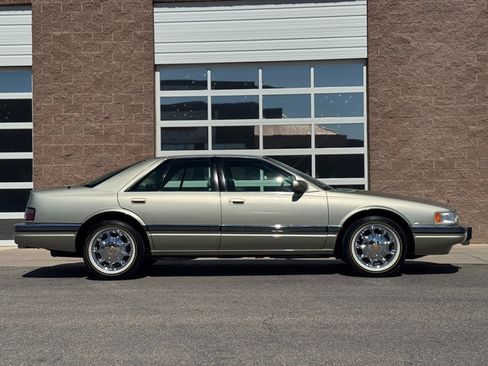Used 1996 Cadillac Seville SLS image 3