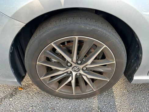 Used 2024 Toyota Camry SE w/ Cold Weather Package image 9