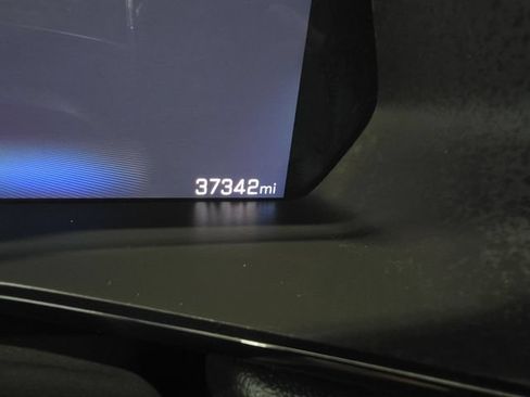 Used 2024 Chevrolet Colorado LT w/ LT Convenience Package II AWD/4WD image 11