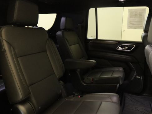 Used 2024 Chevrolet Suburban Z71 AWD/4WD image 22
