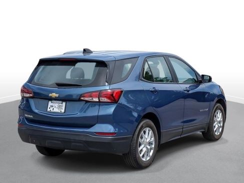 Used 2024 Chevrolet Equinox LS FWD image 8
