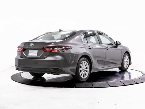 Used 2023 Toyota Camry LE image 7