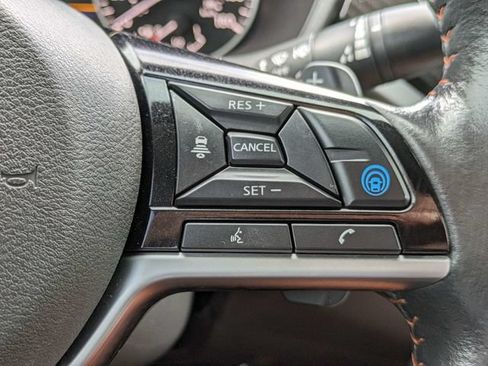 Used 2023 Nissan Altima 2.0 SR FWD image 28