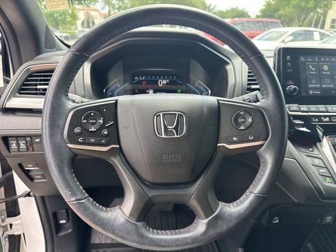Used 2023 Honda Odyssey Sport image 15