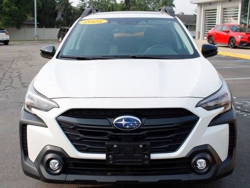 Used 2025 Subaru Outback Onyx Edition AWD/4WD image 10