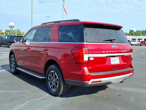 Used 2022 Ford Expedition XLT AWD/4WD image 16