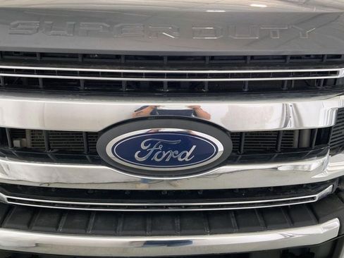 Used 2022 Ford F250 XLT w/ XLT Value Package image 27