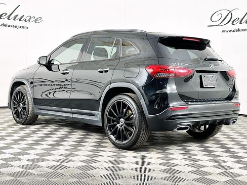 Used 2023 Mercedes-Benz GLA 250 4MATIC image 4