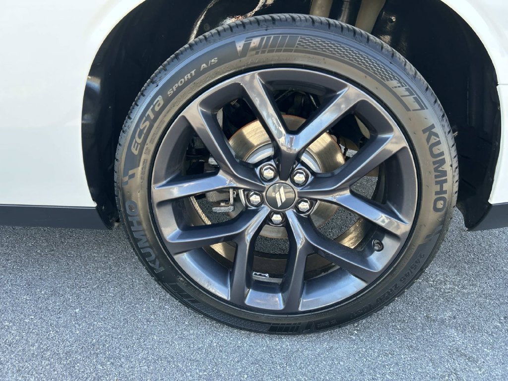 Used 2021 Dodge Challenger SXT w/ Blacktop Package RWD image 15