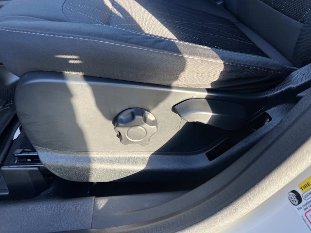 Certified 2022 Ford EcoSport SE w/ SE Convenience Package AWD/4WD image 18