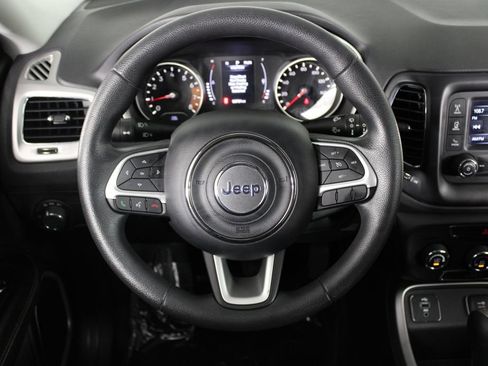 Used 2018 Jeep Compass Sport FWD image 20