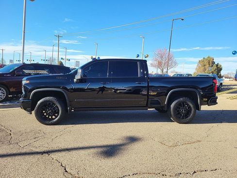 Used 2025 Chevrolet Silverado 2500 High Country w/ Midnight Edition image 5
