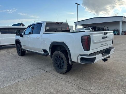 Used 2024 GMC Sierra 2500 AT4 w/ AT4 Premium Plus Package AWD/4WD image 7
