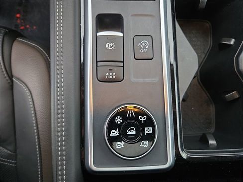 Certified 2024 Nissan Pathfinder Platinum w/ Cargo Package image 29