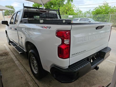 Used 2020 Chevrolet Silverado 1500 W/T w/ WT Fleet Convenience Package image 4