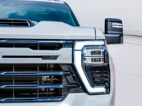 Used 2024 Chevrolet Silverado 3500 LTZ w/ LTZ Plus Package AWD/4WD image 6