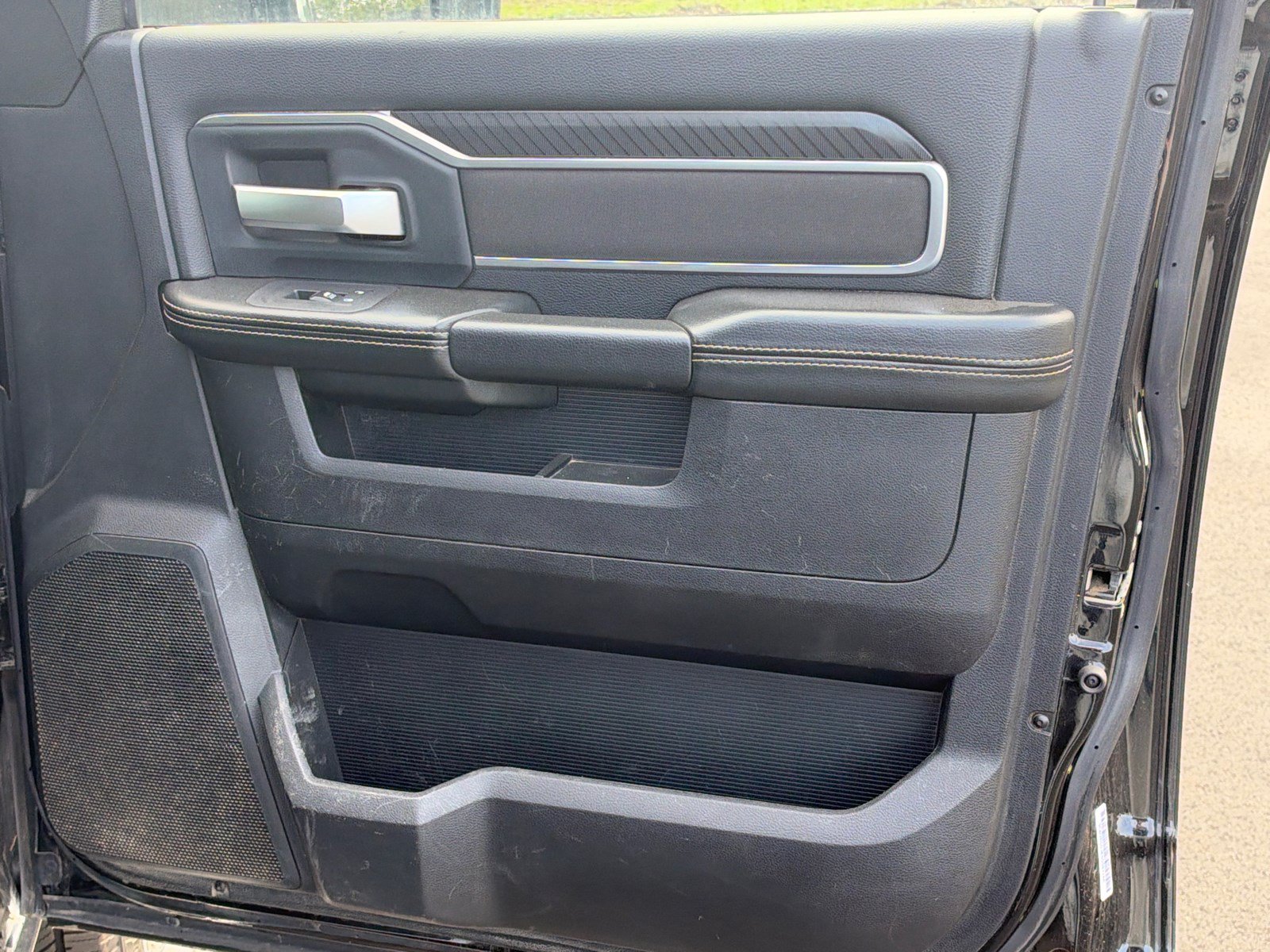 Used 2025 RAM 2500 Big Horn AWD/4WD image 14