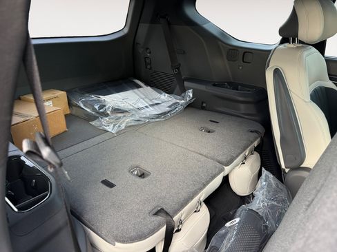 New 2026 Kia EV9 GT-Line image 19