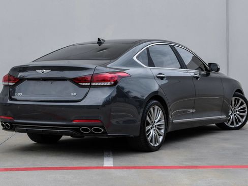 Used 2018 Genesis G80 5.0 Ultimate RWD image 10