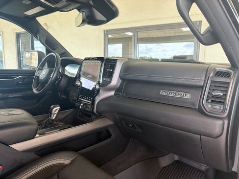 Used 2022 RAM 1500 Laramie AWD/4WD image 21