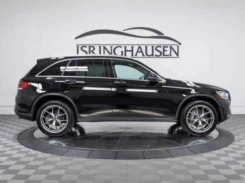 Certified 2022 Mercedes-Benz GLC 300 4MATIC w/ AMG Line image 4