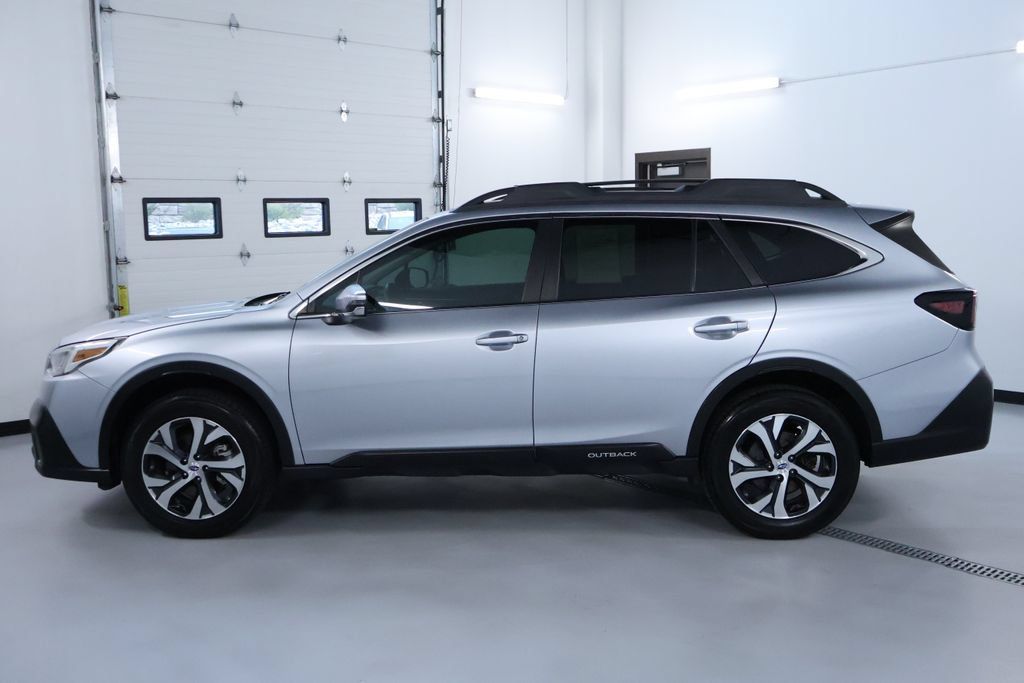 Used 2020 Subaru Outback Limited AWD/4WD image 4