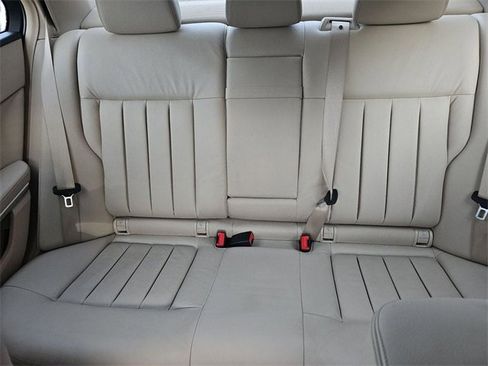 Used 2016 Mercedes-Benz E 350 Sedan w/ Premium Package image 13