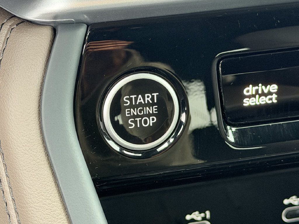 Certified 2025 Audi Q5 Premium Plus w/ Premium Plus AWD/4WD image 31