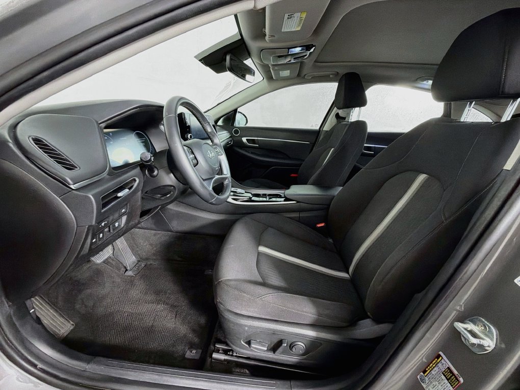 Used 2022 Hyundai Sonata SEL w/ Convenience Package FWD image 12