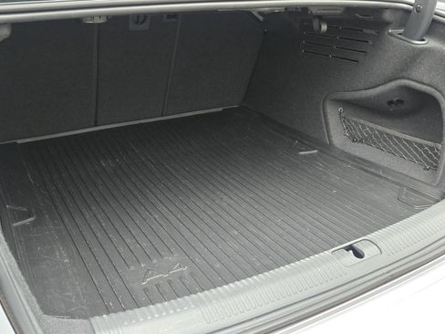 Used 2019 Audi A4 2.0T Premium w/ Convenience Package image 14