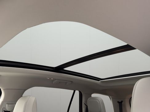 New 2026 Lincoln Aviator AWD image 20
