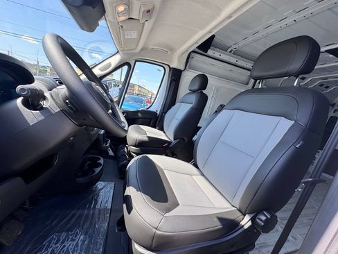 Used 2025 RAM ProMaster 3500 w/ Convenience Group FWD image 19