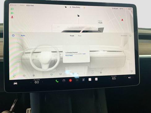 Used 2024 Tesla Model Y Performance AWD/4WD image 16