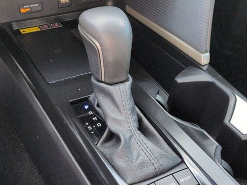 Certified 2025 Toyota Camry SE FWD image 15
