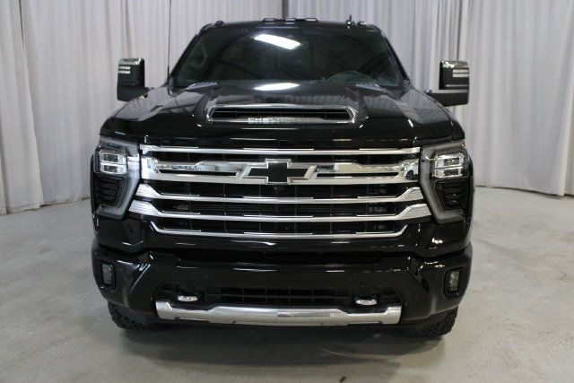Used 2025 Chevrolet Silverado 2500 High Country AWD/4WD image 27
