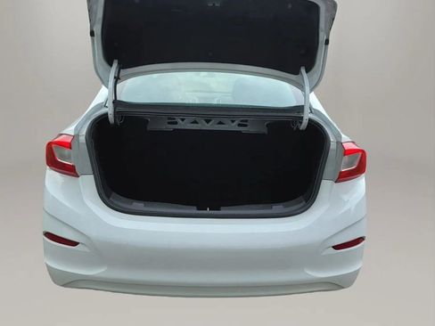 Used 2016 Chevrolet Cruze LS FWD image 12