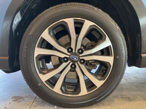 Used 2023 Subaru Forester Limited image 9