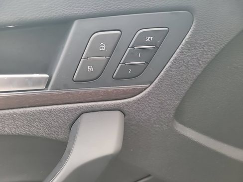Used 2022 Audi Q5 2.0T Premium AWD/4WD image 16