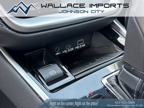 Used 2023 Subaru Outback Limited AWD/4WD image 28