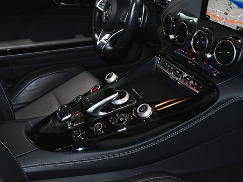 Used 2018 Mercedes-Benz AMG GT Roadster image 64