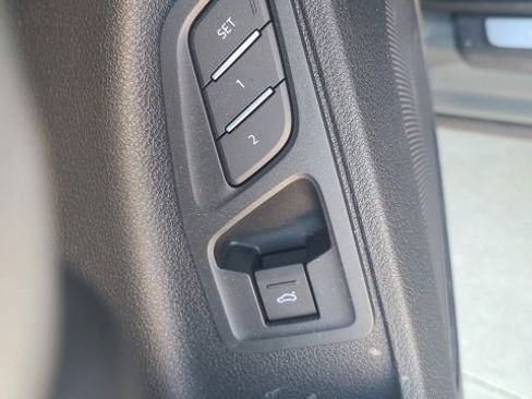 Used 2024 Audi Q3 2.0T Premium image 19