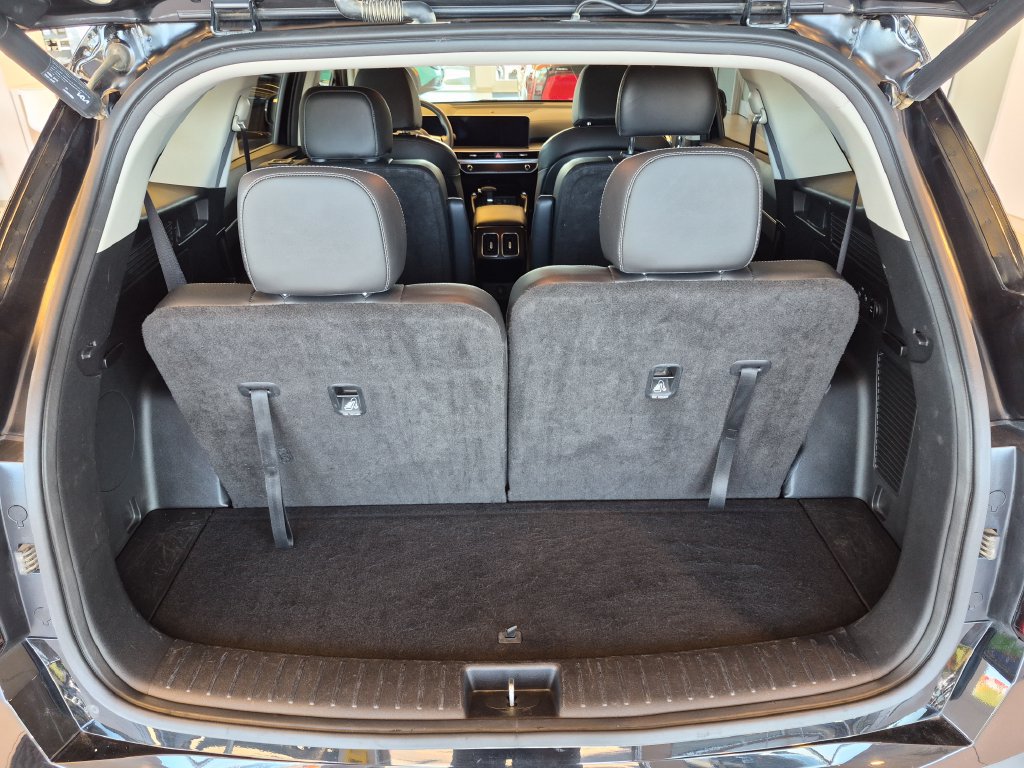 Used 2025 Kia Sorento EX AWD/4WD image 29