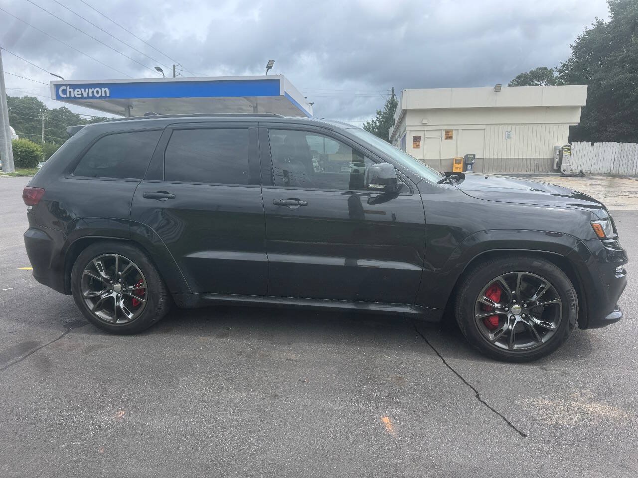 Used 2016 Jeep Grand Cherokee SRT AWD/4WD image 7