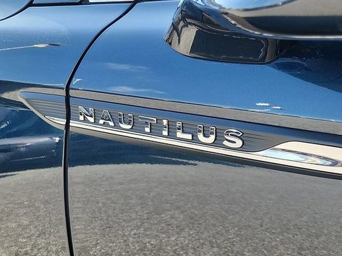 Used 2023 Lincoln Nautilus Reserve w/ Equipment Group 202A AWD/4WD image 31