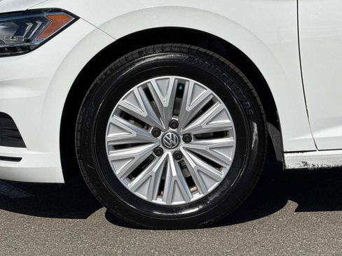 Used 2019 Volkswagen Jetta R-Line FWD image 24